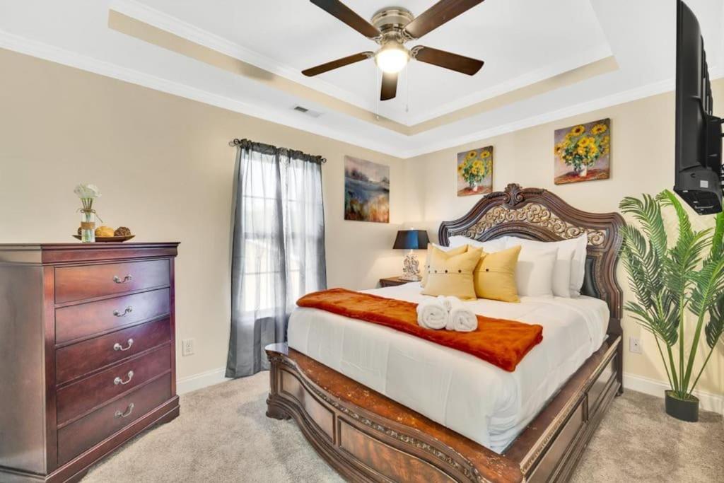 Vila Cozy 2B Townhouse King Bed Free Parking Tv In Brs Concord Exteriér fotografie