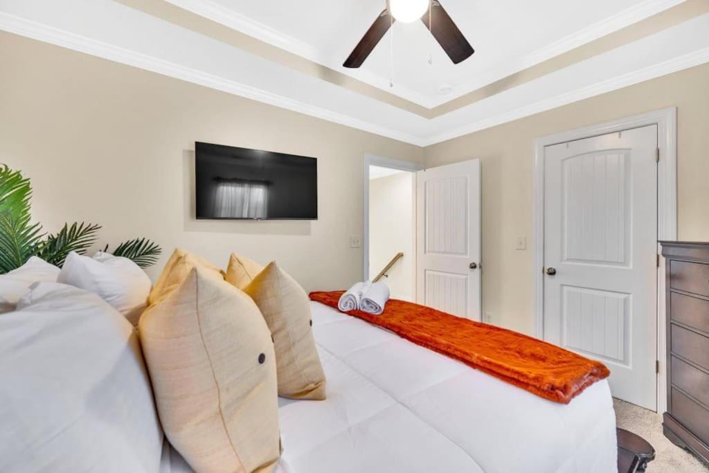 Vila Cozy 2B Townhouse King Bed Free Parking Tv In Brs Concord Exteriér fotografie