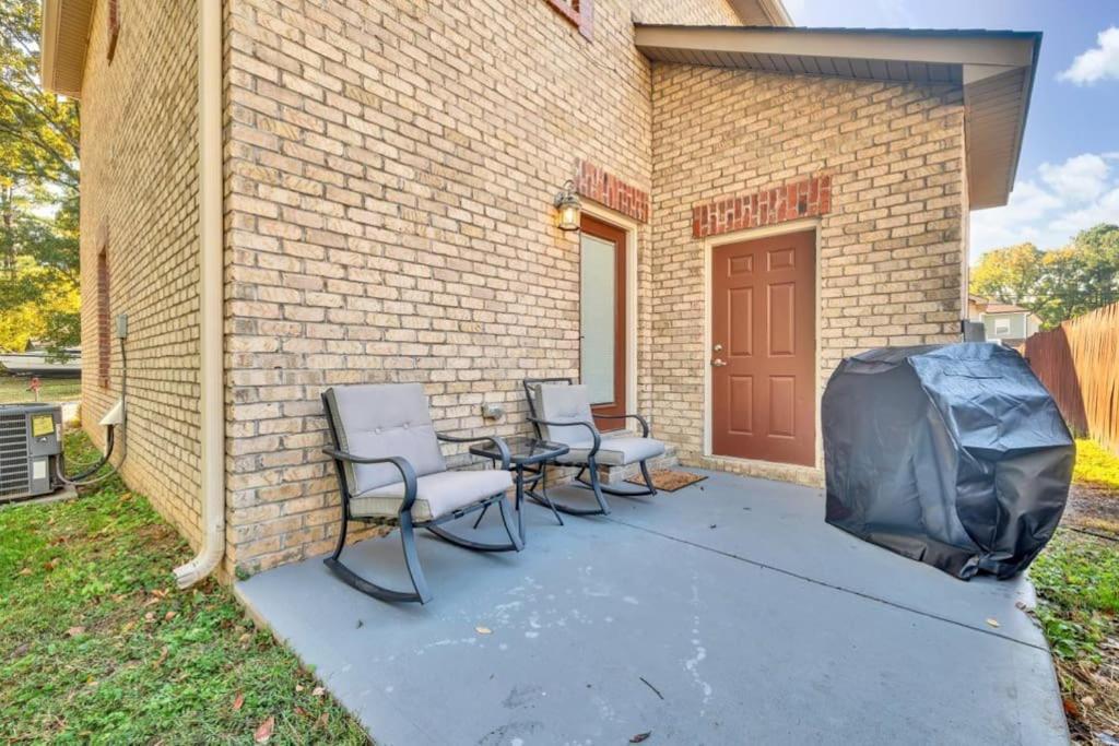 Vila Cozy 2B Townhouse King Bed Free Parking Tv In Brs Concord Exteriér fotografie