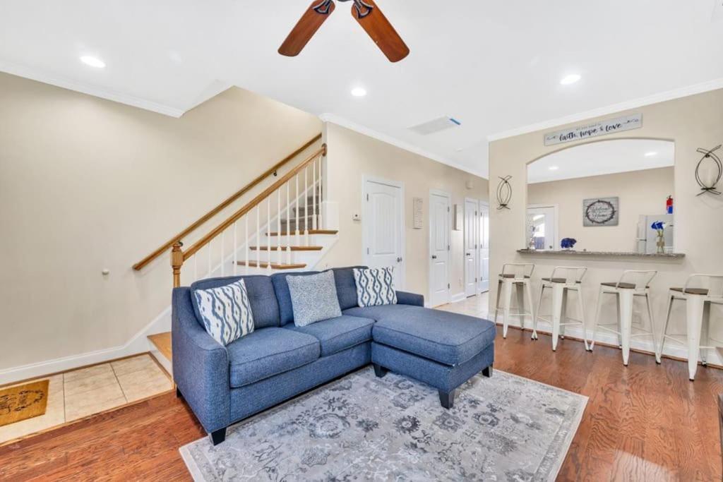 Vila Cozy 2B Townhouse King Bed Free Parking Tv In Brs Concord Exteriér fotografie