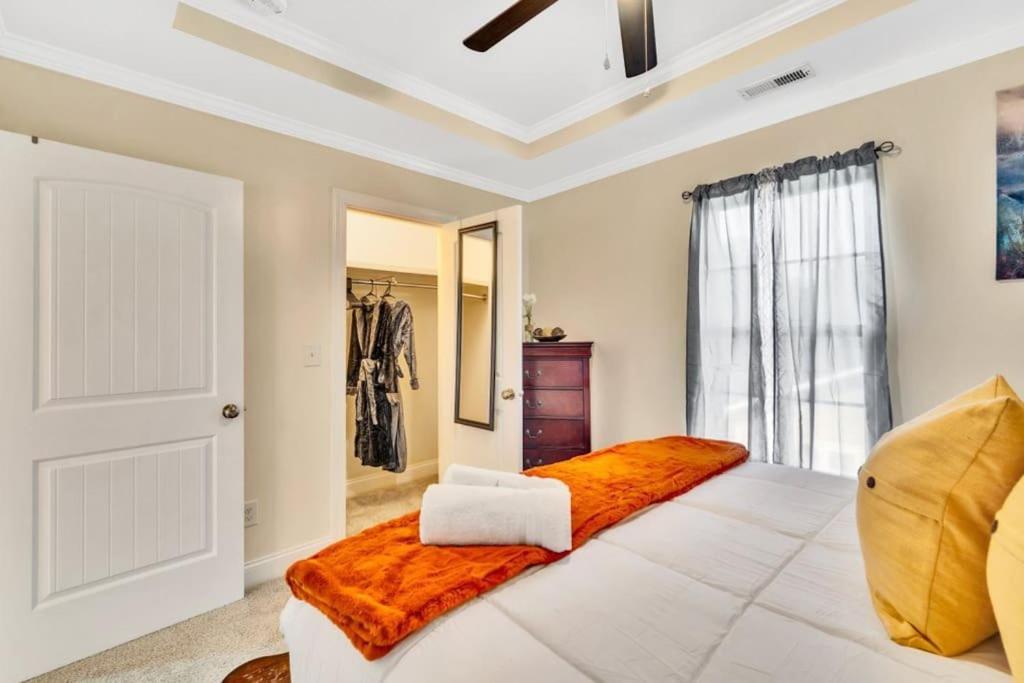Vila Cozy 2B Townhouse King Bed Free Parking Tv In Brs Concord Exteriér fotografie